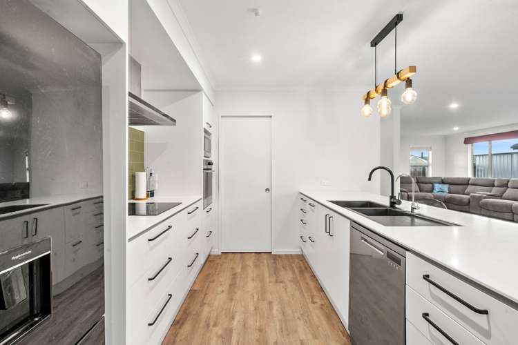 5 Chertsey Road Richmond_6