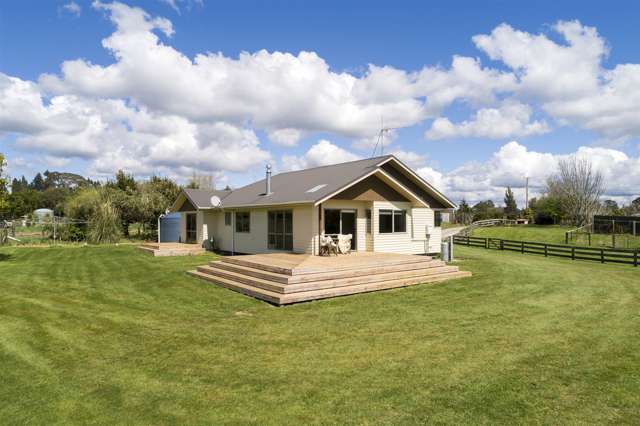 152 Belk Road South Kaimai_3