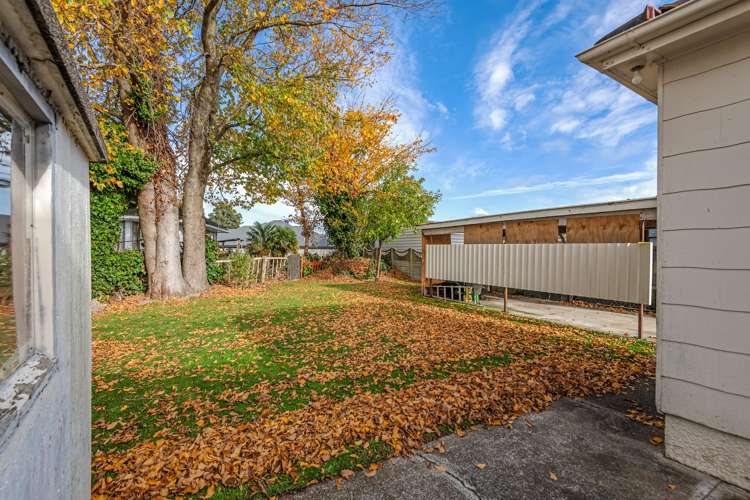 2 Hinton Place Roslyn_11