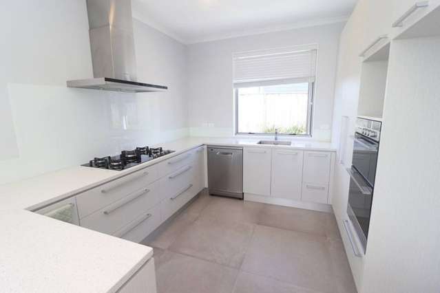 109 Mackay Drive Greenhithe_1