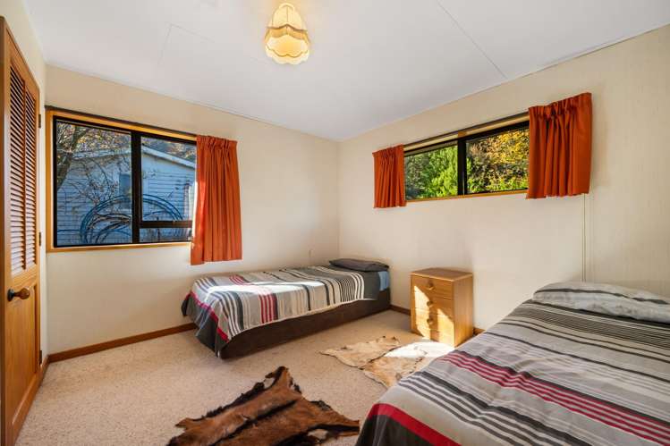 4 Hodgkinson Street, John Creek Lake Hawea_27