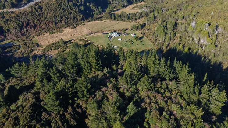 111 Bates Road Takaka Hill_39