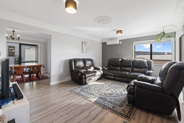 2/8 Leven Lane Totara Heights_7