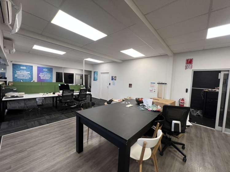 Level 1/252 252 Dominion Road Mount Eden_2