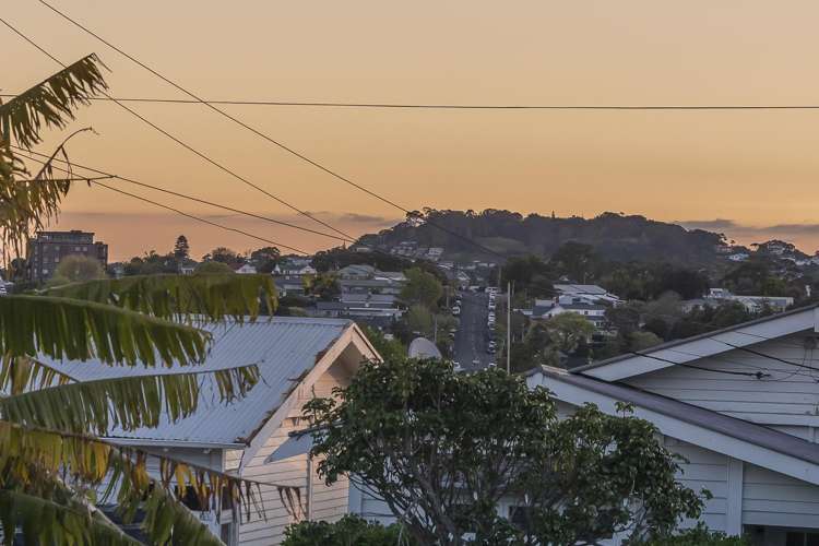 8 Barrington Road Grey Lynn_18
