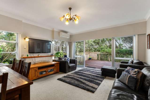 14 Kowhai Street Tawa_2