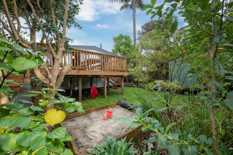 1/36 Savoy Road Glen Eden_14