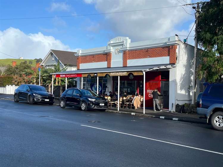 3/6 North Avenue Narrow Neck_17