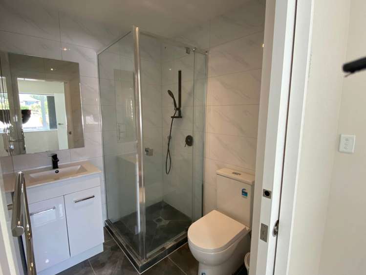 50c Preston Road Clover Park_14