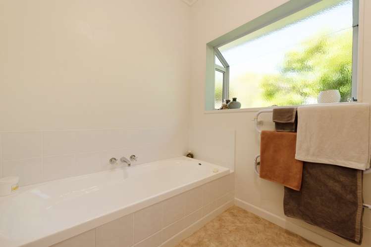 42 Donald Street Karori_19