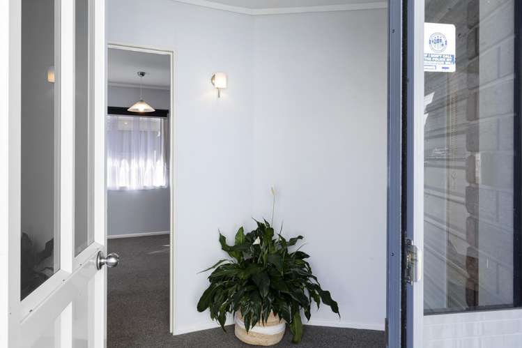 14 Sandel Rise Merrilands_5