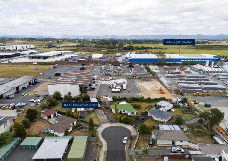7/11 and 13 Ann Michele Street Te Rapa_10