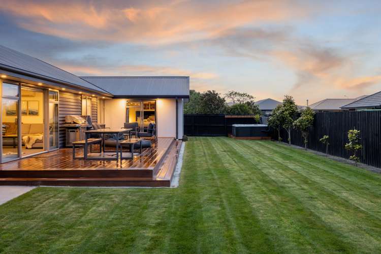 21 Flaxon Place Burwood_28