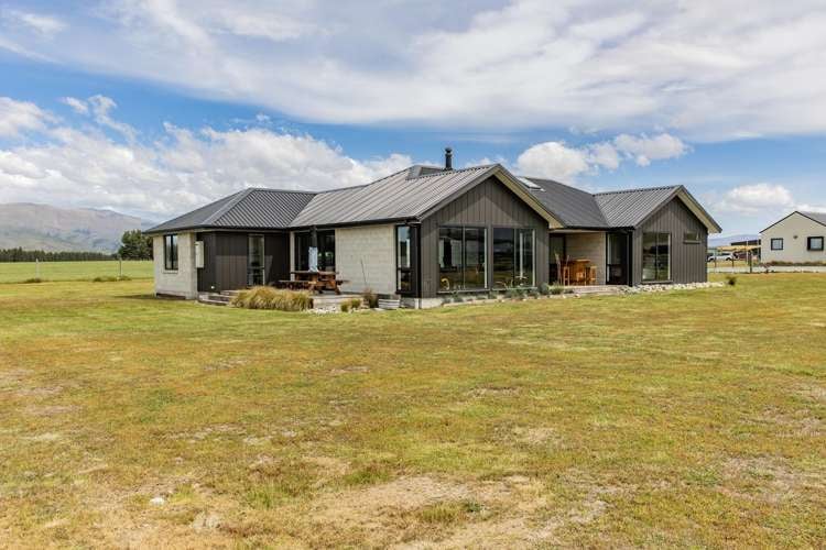 37 Old Glen Lyon Road Twizel_29