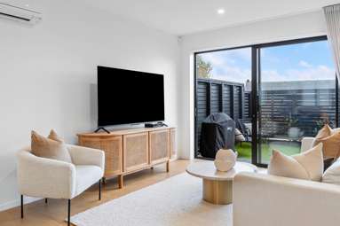 52D Selwyn Avenue_2