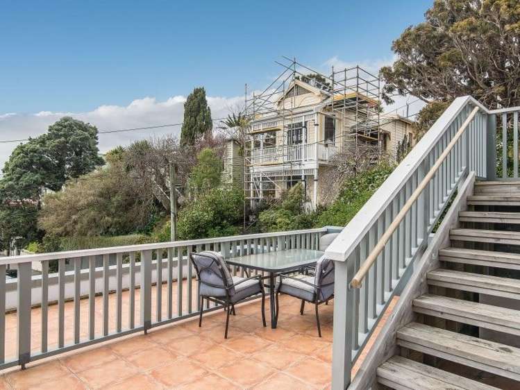 16 Manley Terrace Newtown_14