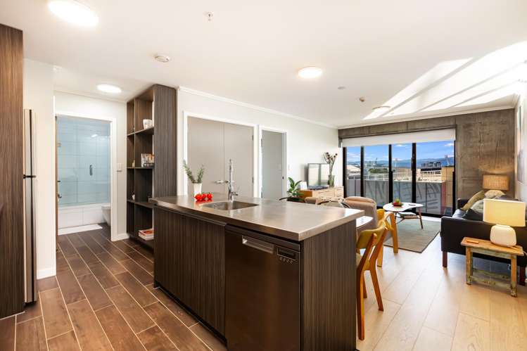 204/111 Molesworth Street Thorndon_4