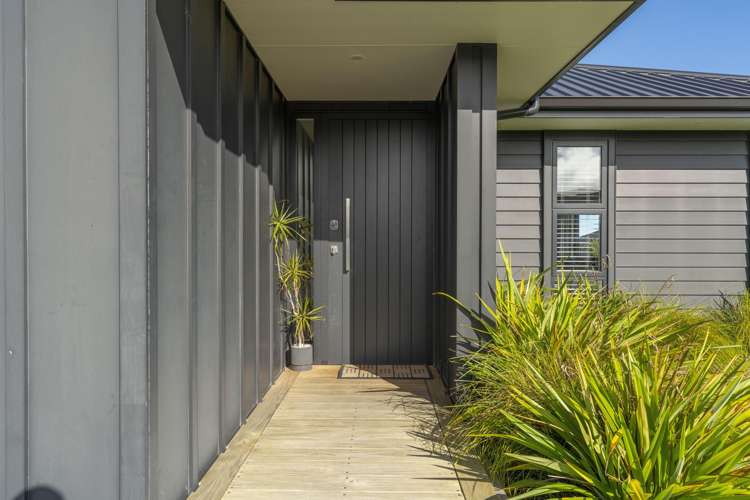 24 Maunganamu Drive Wharewaka_14