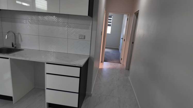 7A Ballyliffin Drive Flat Bush_4