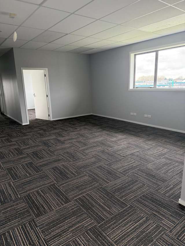 Office space in prime Hautapu location