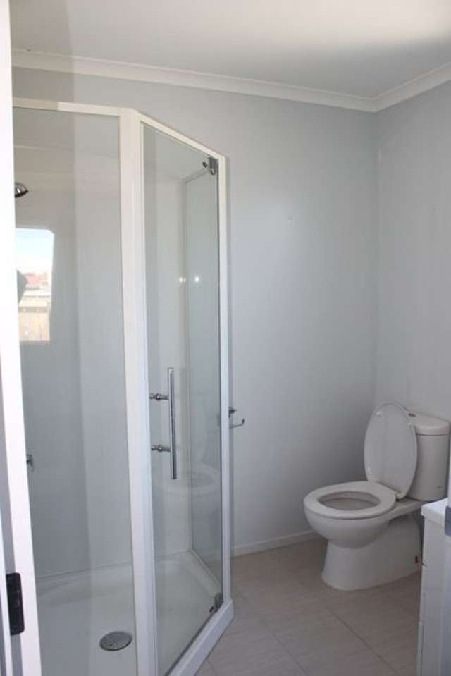 32 Kendall View Stoke_1