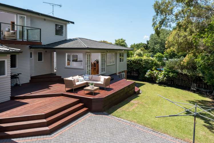 17 Glenfern Road Mellons Bay_11