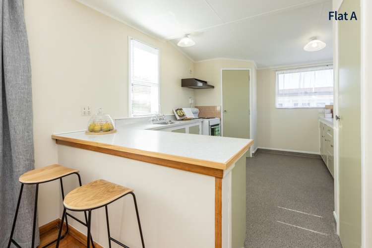 705 Avenue Road West_4