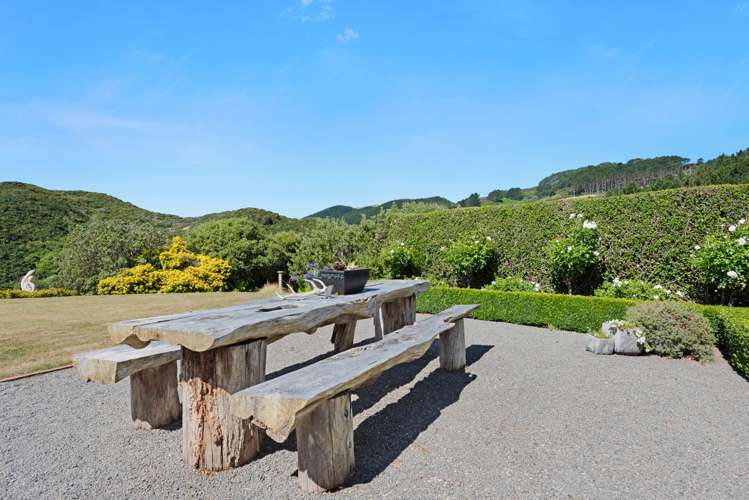 174 Makara Road Makara_23