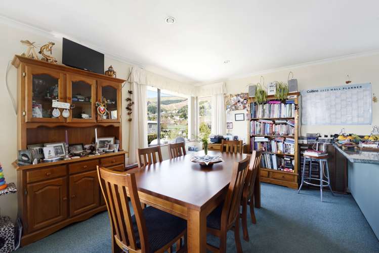 35 Washbourn Drive Richmond_9