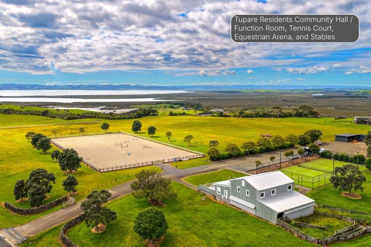 38D Kaipara Lake Road_0