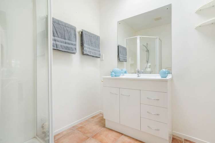 2/30 Awaroa Road Helensville_6