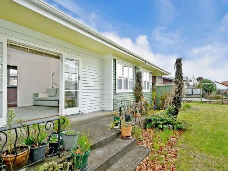 55 Enderley Avenue Enderley_17