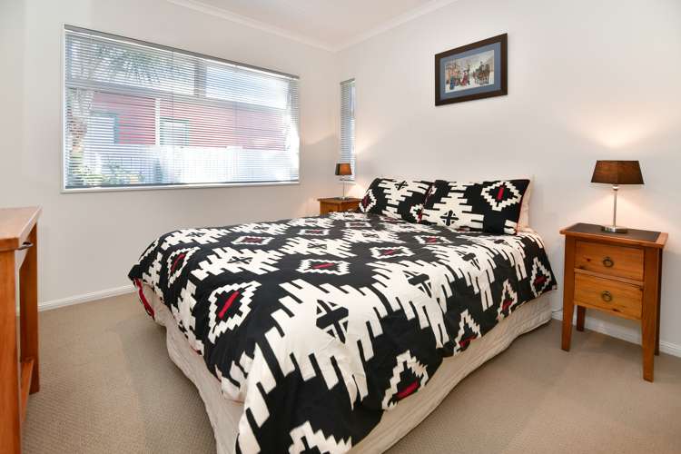 25a Pine Road Orewa_17