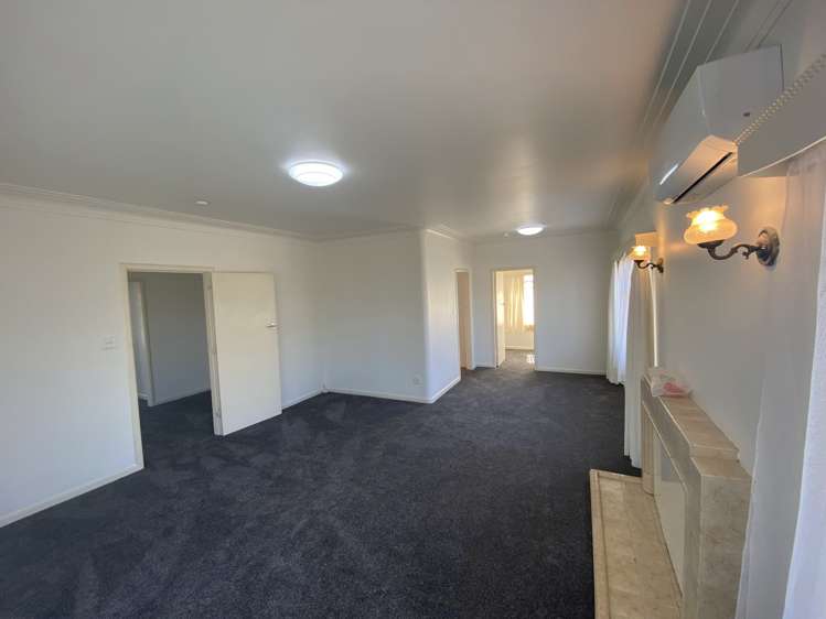 83 Matipo Road Te Atatu Peninsula_3