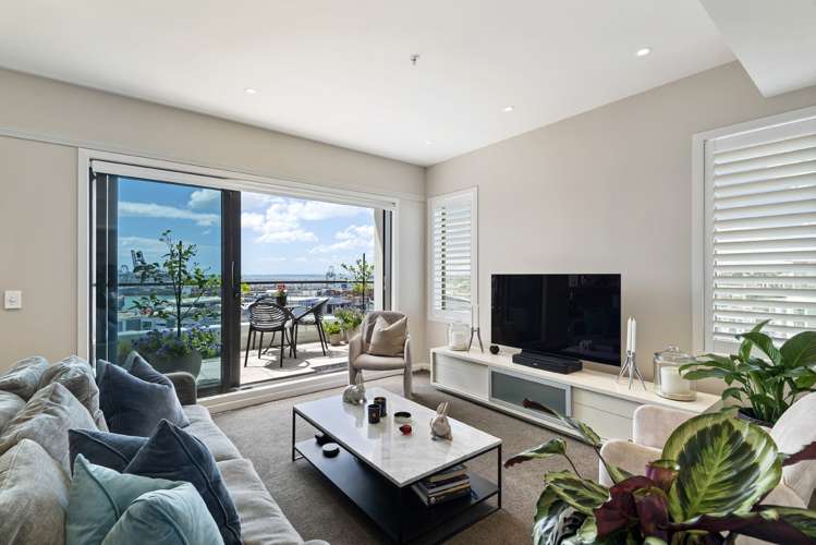 1406/47 Beach Road Auckland Central_0