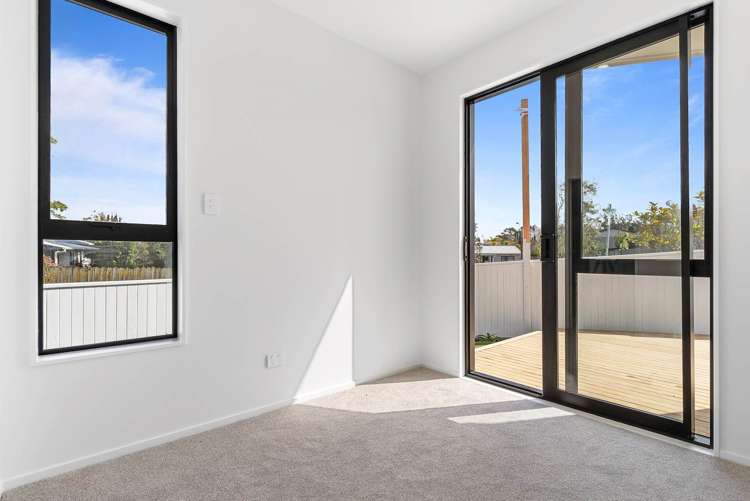 1/2 Flaunty Place West Harbour_12