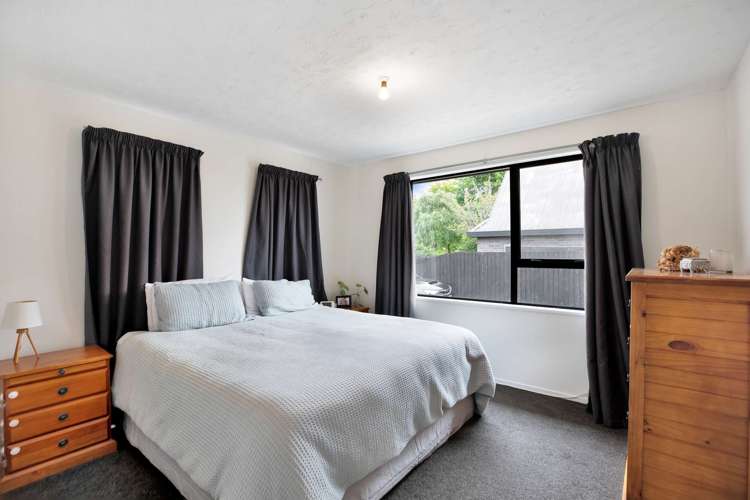 4 Roydon Drive Templeton_12