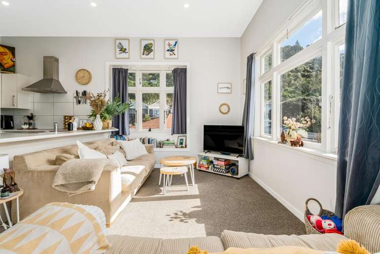 38 Rua Street Lyall Bay_14