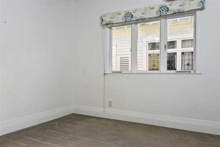 15 Kenyon Avenue 1728_8