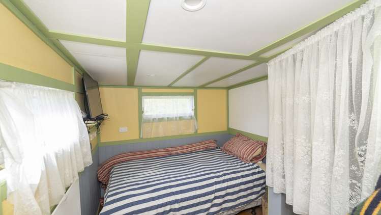 727 Mikimiki Road Mikimiki_8