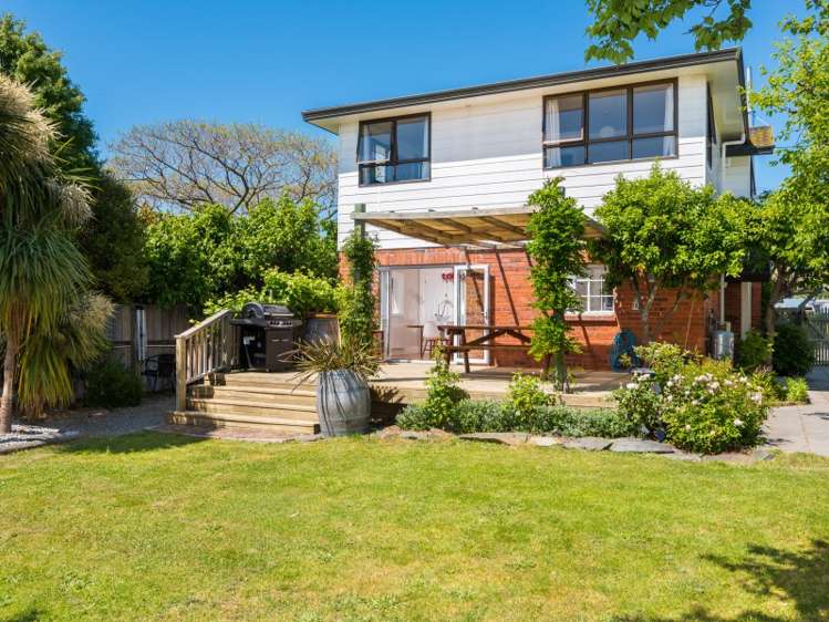 15 Brian Bary Street Redwoodtown_13