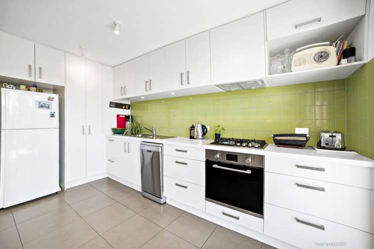 22 Lawrence Street Newtown_5