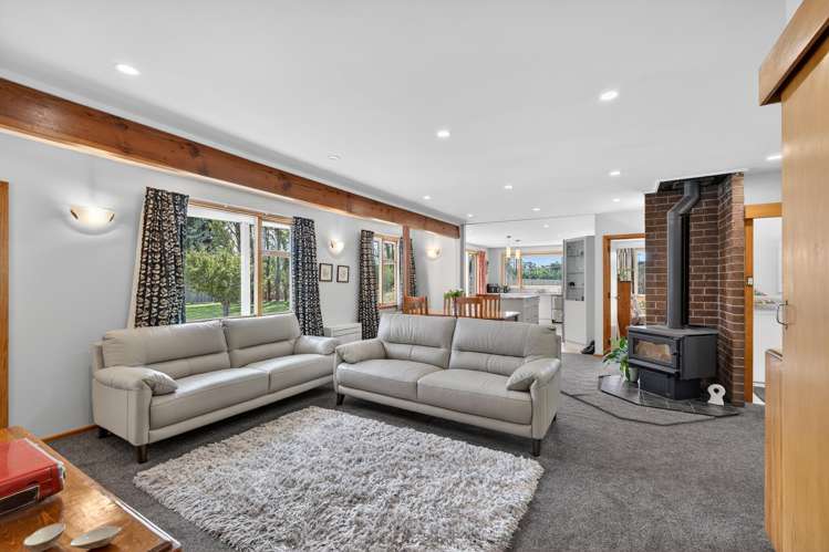 2552 West Coast Road_3