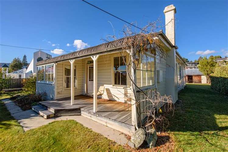 98 Tenby Street Wanaka_17