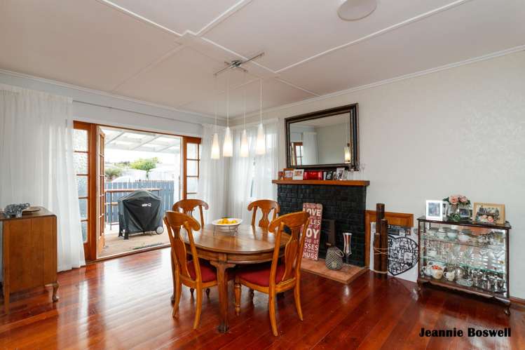 13 Douglas Square Rongotea_6