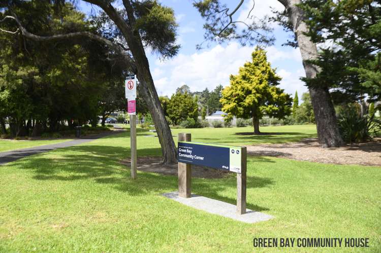 1/114 Cliff View Drive Green Bay_15