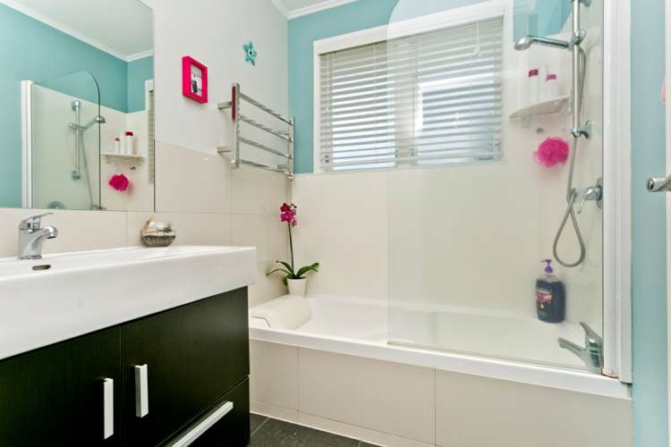 19 Freya Place Torbay_16