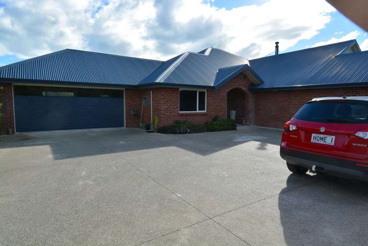 78a Black Road Otatara_2