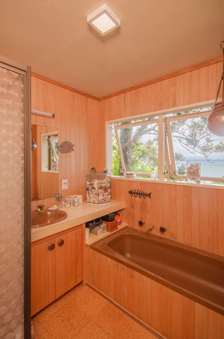 21 Kauri Point Road Laingholm_6