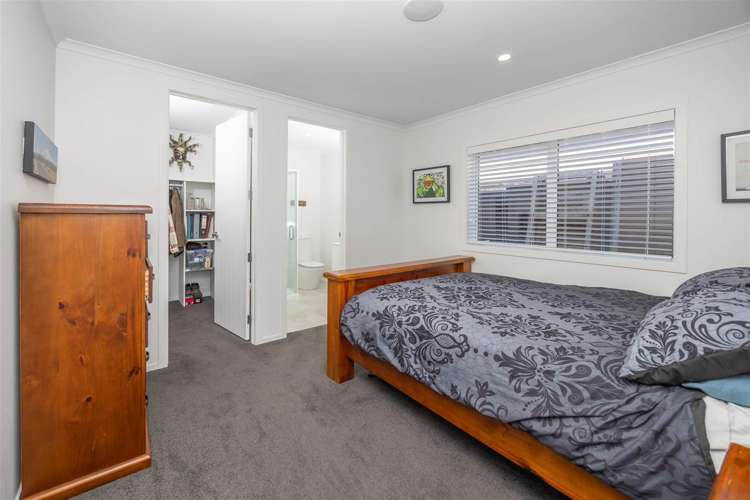 18 Keyes St Chedworth_10